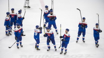 Slovensko zdolalo Lotyšsko a získalo prvé tri body. Slafkovský strelil už štvrtý gól na turnaji