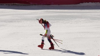 Shiffrinová zostala po olympiáde bez medaily. Taký je život, reagovala Američanka