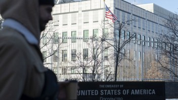 Americké veľvyslanectvo v Moskve vyzýva občanov USA, aby si pripravili evakuačný plán na opustenie Ruska