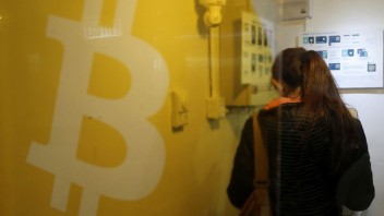 Cena bitcoinu klesá, dôvodom je geopolitické napätie okolo Ukrajiny