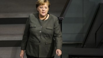 Inváziu odsúdila aj Merkelová, hovorí o zlomovom bode v dejinách Európy