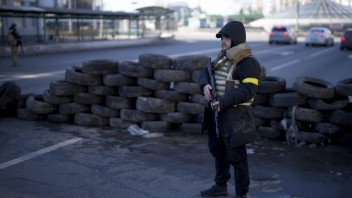 Kličko v Kyjeve sprísnil nariadenia v oblasti zákazu vychádzania s cieľom posilniť obranu mesta