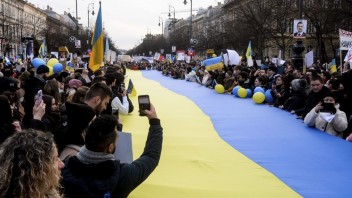 Protesty v Berlíne, Prahe či Amsterdame. Proti vojne na Ukrajine demonštrovali státisíce ľudí po celom svete