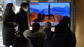 Severná Kórea tvrdí, že vyvíja špionážny satelit. Mala vykonať aj test