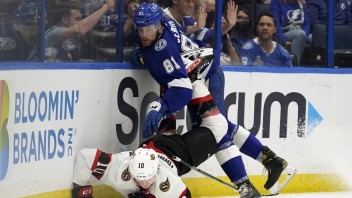 NHL: Tampa zdolala Ottawu rozdielom triedy, Point si pripísal štyri body