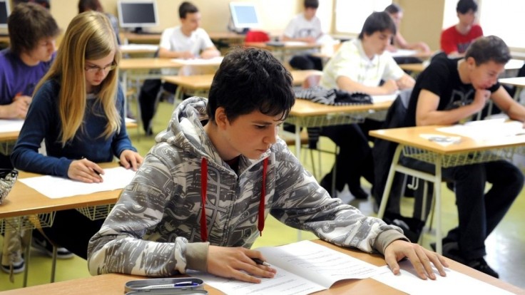 Prijímacie pohovory na stredné školy budú prebiehať v štandardnom