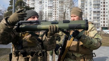 Invázia Ruska na Ukrajine je strategickým a taktickým zlyhaním, vyhlásil poľský minister zahraničia