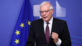 EÚ pomôže krajinám západného Balkánu s prekonaním hospodárskej krízy, uvádza Borrell
