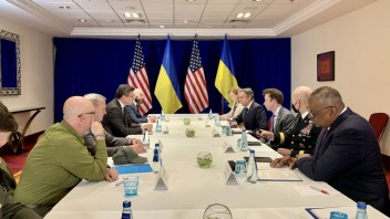 V Poľsku sa konalo stretnutie ministrov Ukrajiny a USA. Stretli sa aj s Bidenom