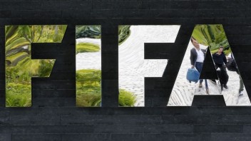 FIFA prestavila novú loptu pre majstrovstvá sveta. Bude najrýchlejšia a najpresnejšia v histórii