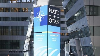 Európa a Severná Amerika sú zjednotené a silnejšie v búrlivých časoch, uvádza NATO