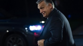 Obháji Orbán premiérske kreslo? Maďarov čakajú voľby, proti Fideszu sa spojilo šesť strán