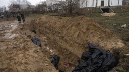 Zlo nemôže zostať nepotrestané. Ukrajinský minister obrany Reznikov pohrozil odvetou za masaker v Buči
