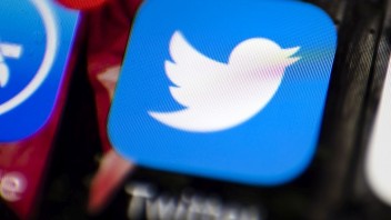 Twitter obmedzí obsah oficiálnych účtov ruského vedenia. Týka sa to aj účtov Putina