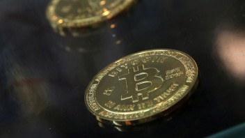 Hodnota bitcoinu sa posilňuje. Najznámejšia kryptomena je nad úrovňou 41-tisíc dolárov