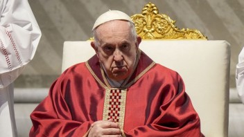 Pápež sa pomodlil za to, aby si protivníci na Ukrajine podali ruky a skúsili si odpustiť