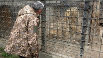 Zamestnancov zoo v Charkove našli zastrelených. Zostali tam, aby mohli kŕmiť zvyšné zvieratá