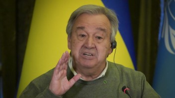 Generálny tajomník OSN neberie raketové útoky v Kyjeve osobne
