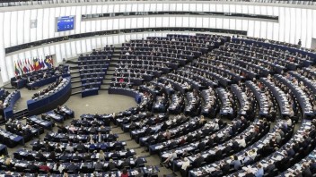 Poslanci europarlamentu žiadajú pre Moldavsko štatút kandidátskej krajiny do EÚ