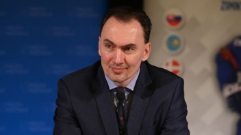 Šatan obhájil post prezidenta Slovenského zväzu ľadového hokeja, vo voľbách zdolal Jurinyiho