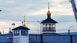 Tisícky civilistov z Mariupola väznia proruskí separatisti v neľudských podmienkach