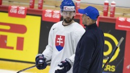Kapitánom našich hokejistov na majstrovstvách v Helsinkách bude Tatar. Krištof a Čerešňák mu budú asistovať