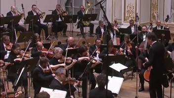 Dirigent Majkút sa po 12 rokoch postavil pred orchester Slovenskej filharmónie