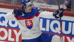 Slovenský hokejista Kollár oslávil svoju premiéru na MS gólom. V zápase proti Kazachstanu otvoril skóre