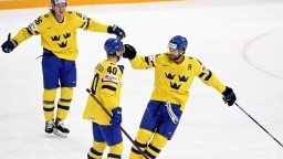 Švédski hokejisti zvíťazili nad Nórskom vysoko 7:1. Duel severských súperov mal rýchly spád