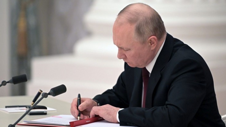 Putin uľahčil Ukrajincom získanie ruského občianstva na okupovanom území. Podpísal nový dekrét