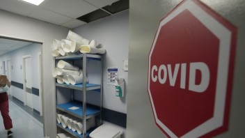 Na Slovensku pribudlo 148 prípadov nákazy koronavírusom, covidu podľahla jedna osoba