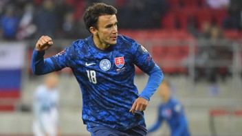 Našich futbalistov v Lige národov posilní ďalší útočník, Tarkovič nominoval Dávida Strelca