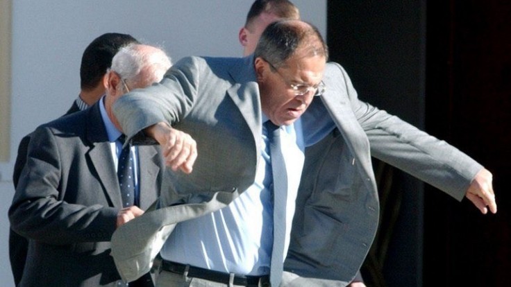 Lavrov sa nedostal do Srbska, Kosačov žiada tvrdú odvetu. Nepochybuje, že išlo o rozhodnutie NATO a USA