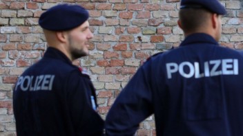 Rakúska polícia zadržala muža, ktorý sa vyhrážal, že spácha masaker v sídle prezidenta