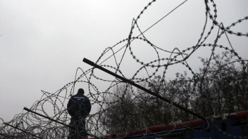 Fínsko vybuduje bariéry na hranici s Ruskom. Pripravuje sa na možný nával migrantov
