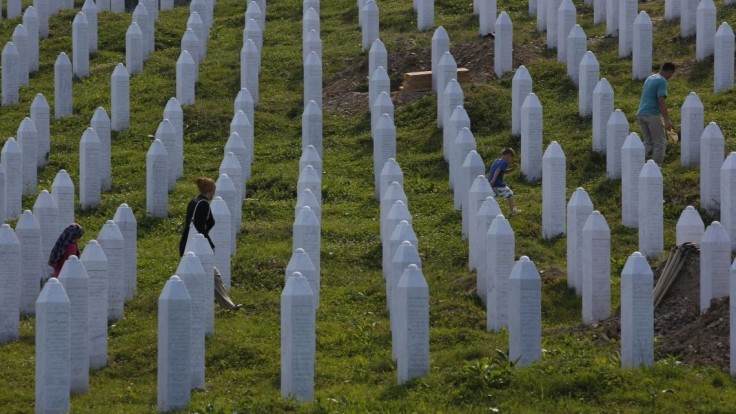 Holandsko sa ospravedlnilo vojakom, ktorí slúžili v Srebrenici. Muži neboli pripravení na hrôzy, ktoré ich čakali