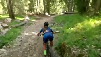 Najťažšie preteky horských cyklistov Hero Süd-tirol Dolomites vyhral už po siedmy raz Kolumbíjčan