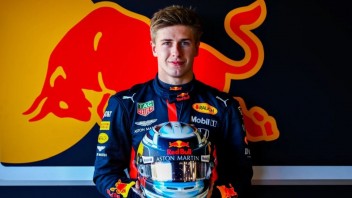 F1: Red Bull suspendoval juniorského pilota Vipsa, mal mať rasistické poznámky na internete