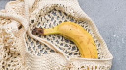 Ovocné pohladenie pre celé telo: Banány sú skvelé na lakte, jablká na dekolt