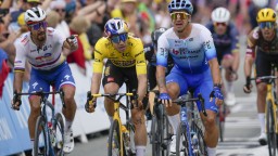 Tretia etapa Tour de France má búrlivú dohru. Mohol Sagan vyhrať?