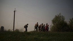 Ukrajinská armáda rozhodla o obmedzení pohybu brancov. Zelenskyj to skritizoval