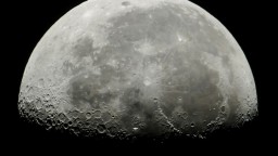 NASA stratila kontakt so sondou CAPSTONE. Poslali ju na Mesiac, kde má veľkú úlohu