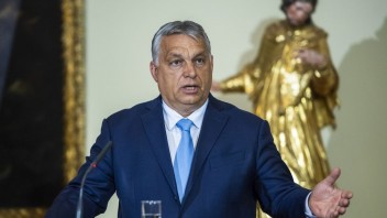 Orbán viní vojnu na Ukrajine za to, že Európa trpí: Amerika neoslabuje a Čína posilňuje