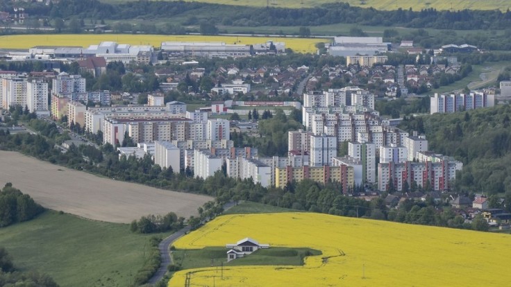 Na Slovensku by mohli postaviť zhruba 40-tisíc nájomných bytov. Krajniak spúšťa dotazník záujmu