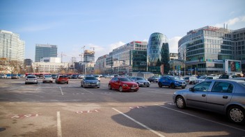 Vďaka parkoviskám môžu prestúpiť do MHD. Bratislava ponúka vodičom alternatívu