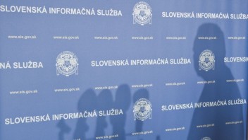 Mafiáni z Balkánu sa snažili preniknúť na Slovensko, vyplýva z novej správy SIS