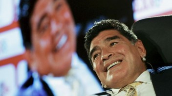 Maradona sa priblíži ku hviezdam. Do vesmíru vypustia satelit s jeho kopačkami