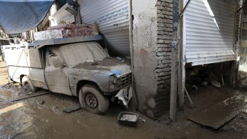 Irán naďalej sužujú lejaky a záplavy, vyžiadali si už vyše 50 obetí