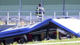 Pri nehode autobusu v Chorvátsku zomrelo 12 ľudí, vyše 30 ďalších sa zranilo