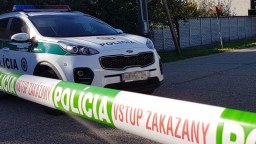 Tragická udalosť v Bratislave: Muža našli so strelným poranením hlavy v aute